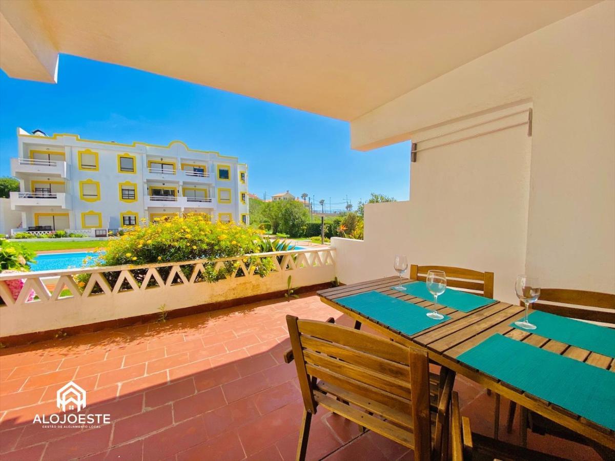 Agua A Vista - Apto Com 2 Quartos E Piscina Ericeira Kültér fotó